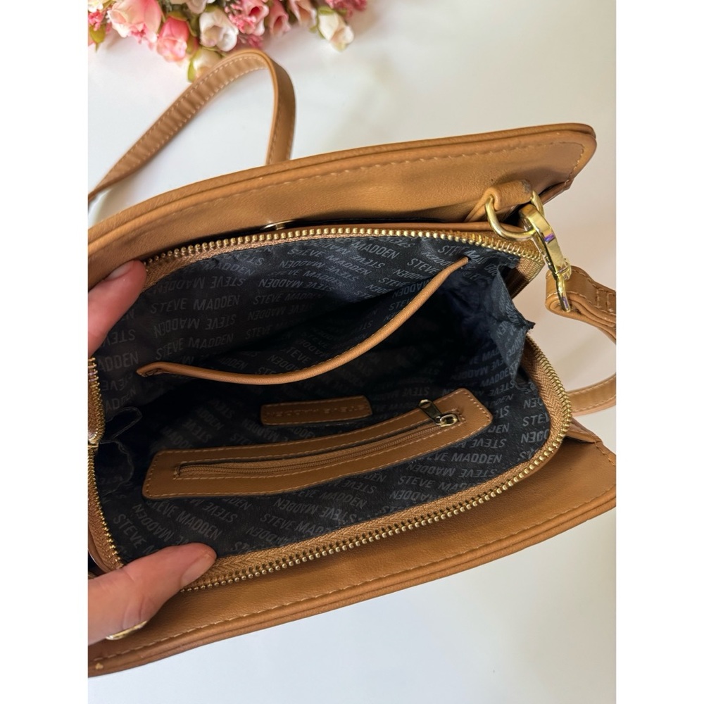 Steve Madden Brown Crossbody Bag - Picture 6 of 13